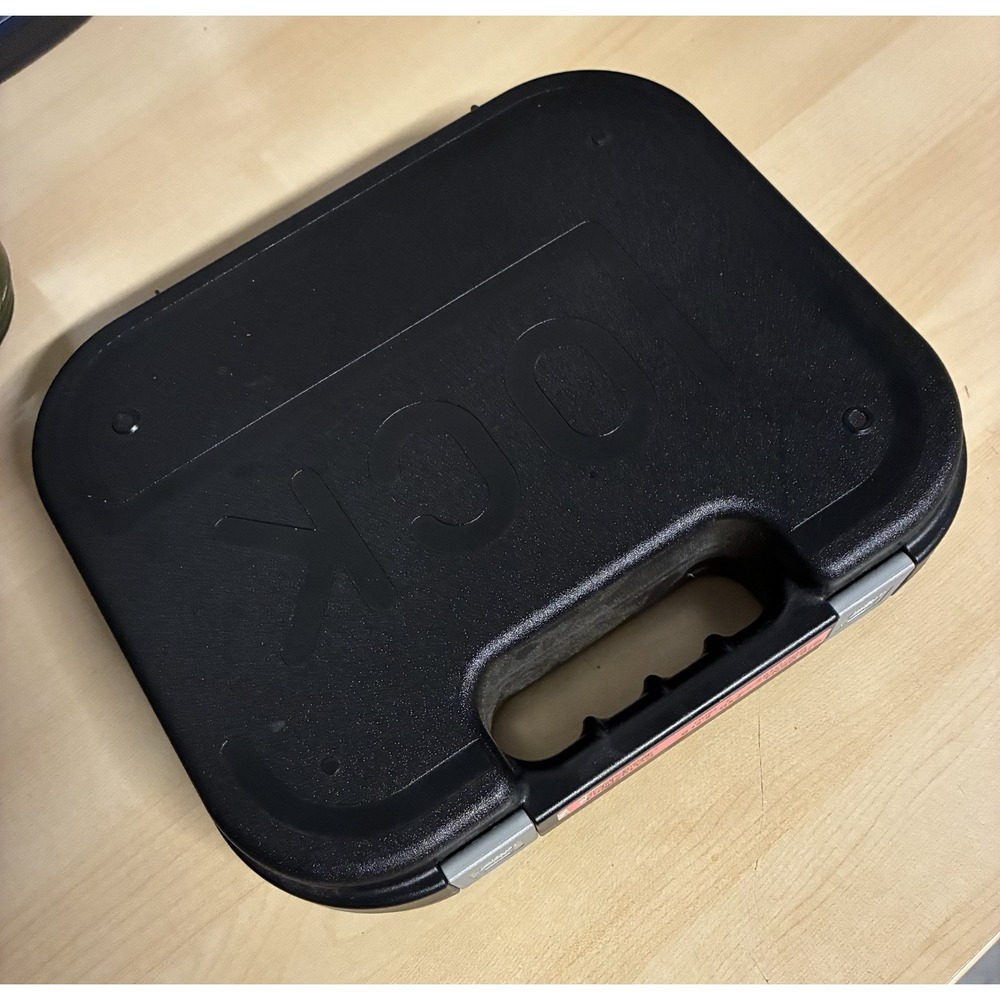 GLOCK 19 GEN4 Carrying HARD Case OEM Black with Lock Excellent Condition